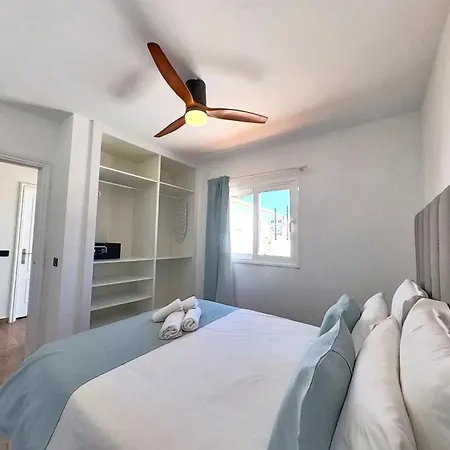 Nautical - Boutique Homes - City Center - Adults Only Apartment