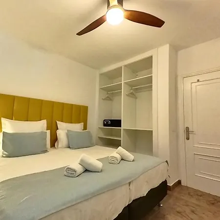 דירה Nautico - Boutique Homes - Center - Adults Only קורלחו